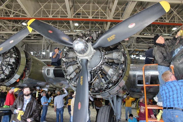 Studebaker Engines On The B-17 Yankee Lady